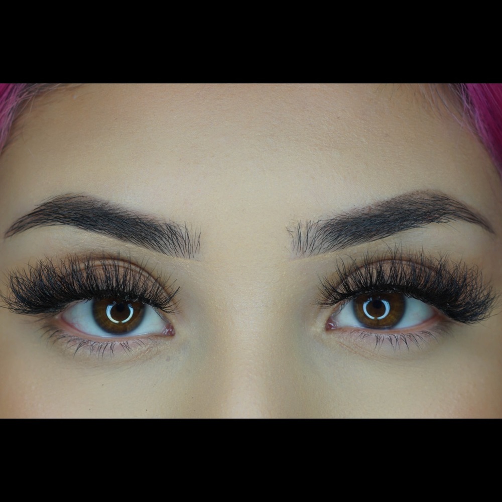 MINK LASHES💞SOY LA JEFA; the boss beybee